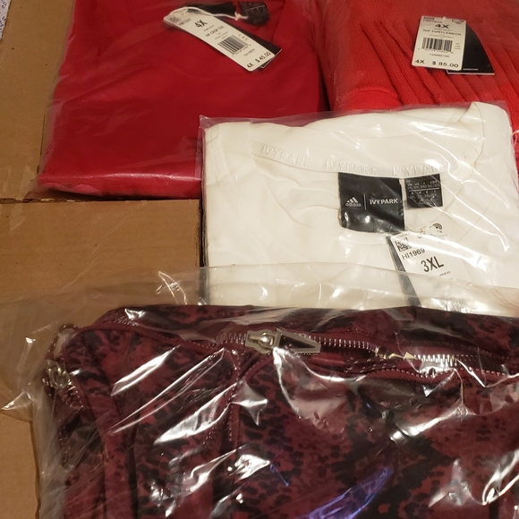 Adidas Ivy Heart ❤ Release 2-9-22 - Picture 7 of 15